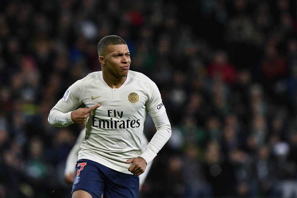 范德彪：湖人需在训练&录像分析中进行一些坦诚的对话 以结束困境